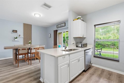 Touwnhouse à vendre à Wesley Chapel, Floride: 2 chambres, 107.02 m2 № 2091696 - photo 21