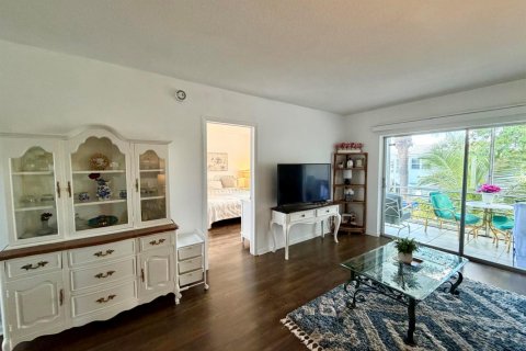 Condominio en venta en Pompano Beach, Florida, 2 dormitorios, 65.5 m2 № 2240246 - foto 10