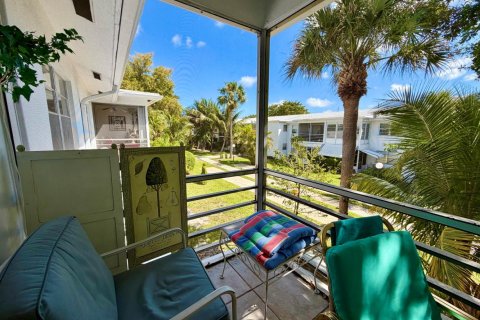 Condominio en venta en Pompano Beach, Florida, 2 dormitorios, 65.5 m2 № 2240246 - foto 4