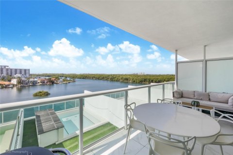 Condominio en venta en Sunny Isles Beach, Florida, 3 dormitorios, 158.4 m2 № 2428308 - foto 7