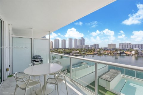 Condominio en venta en Sunny Isles Beach, Florida, 3 dormitorios, 158.4 m2 № 2428308 - foto 5