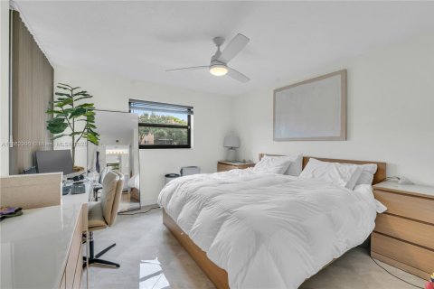 Condo in Plantation, Florida, 2 bedrooms  № 1889822 - photo 2