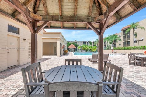Condo in Plantation, Florida, 2 bedrooms  № 1889822 - photo 12