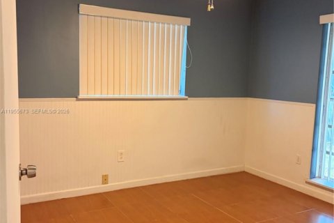 Villa ou maison à vendre à Palmetto Bay, Floride: 3 chambres, 100.15 m2 № 2009579 - photo 13