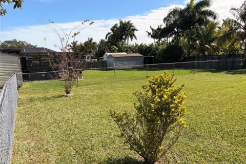 Villa ou maison à vendre à Palmetto Bay, Floride: 3 chambres, 100.15 m2 № 2009579 - photo 19