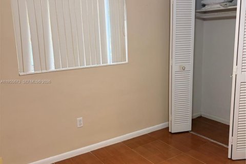 Villa ou maison à vendre à Palmetto Bay, Floride: 3 chambres, 100.15 m2 № 2009579 - photo 16