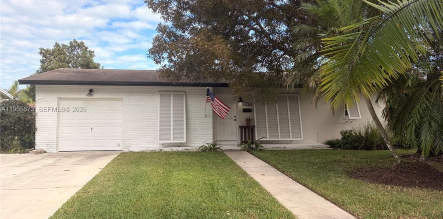 Villa ou maison à Palmetto Bay, Floride 3 chambres, 100.15 m2 № 2009579