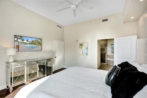 Снять в аренду кондоминиум в Норт-Бей-Виллидж, Флорида 2 спальни, 116.22м2, № 1969808 - фото 9