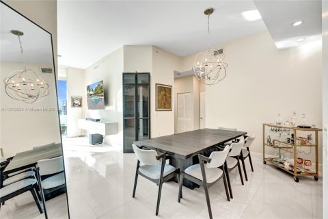 Снять в аренду кондоминиум в Норт-Бей-Виллидж, Флорида 2 спальни, 116.22м2, № 1969808 - фото 23