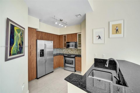 Снять в аренду кондоминиум в Норт-Бей-Виллидж, Флорида 2 спальни, 116.22м2, № 1969808 - фото 27