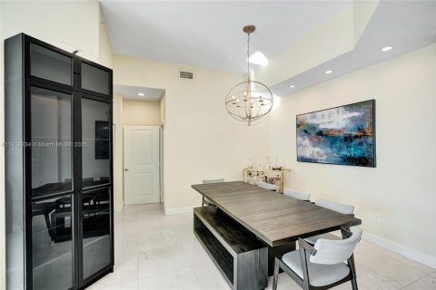 Снять в аренду кондоминиум в Норт-Бей-Виллидж, Флорида 2 спальни, 116.22м2, № 1969808 - фото 24