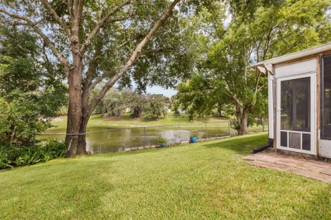 Villa ou maison à vendre à Casselberry, Floride: 3 chambres, 147.62 m2 № 2389169 - photo 25
