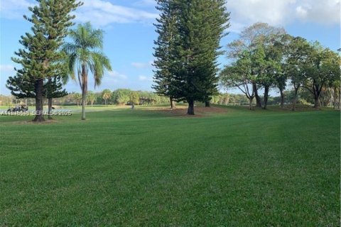 Condo in Weston, Florida, 3 bedrooms  № 2002892 - photo 3