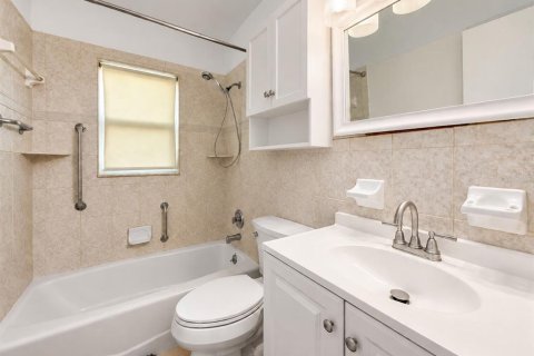 Villa ou maison à louer à Largo, Floride: 3 chambres, 128.39 m2 № 2407056 - photo 19
