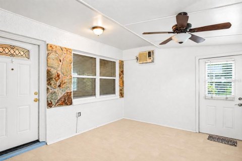 Villa ou maison à louer à Largo, Floride: 3 chambres, 128.39 m2 № 2407056 - photo 5