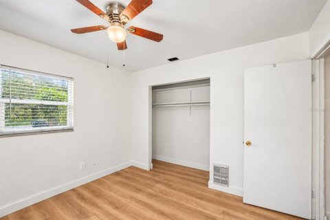 Villa ou maison à louer à Largo, Floride: 3 chambres, 128.39 m2 № 2407056 - photo 16