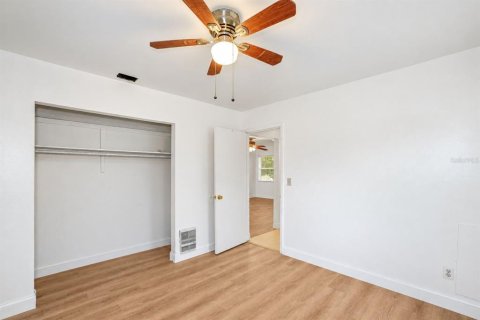 Villa ou maison à louer à Largo, Floride: 3 chambres, 128.39 m2 № 2407056 - photo 17