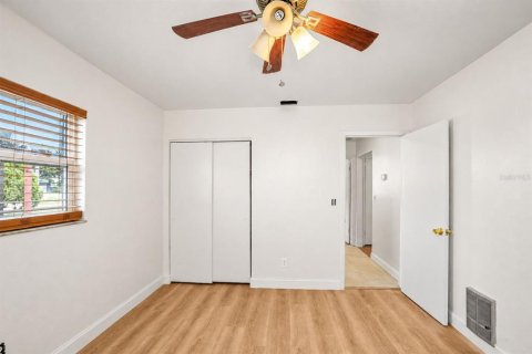 Villa ou maison à louer à Largo, Floride: 3 chambres, 128.39 m2 № 2407056 - photo 14