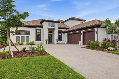 Купить виллу или дом в Сарасота, Флорида 12 комнат, 455.04м2, № 2107134 - фото 3