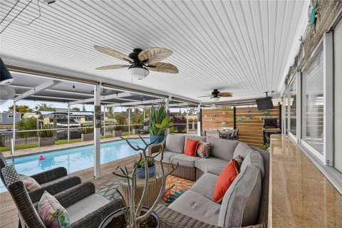 Villa ou maison à vendre à Apollo Beach, Floride: 3 chambres, 140.75 m2 № 2408823 - photo 6