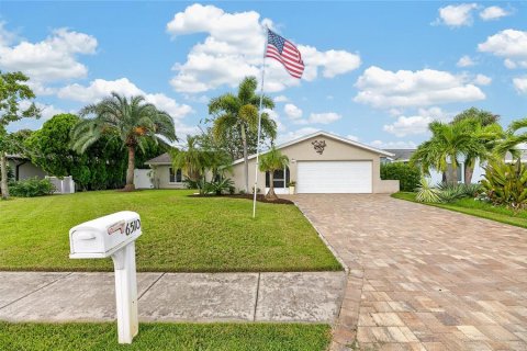 Villa ou maison à vendre à Apollo Beach, Floride: 3 chambres, 140.75 m2 № 2408823 - photo 2