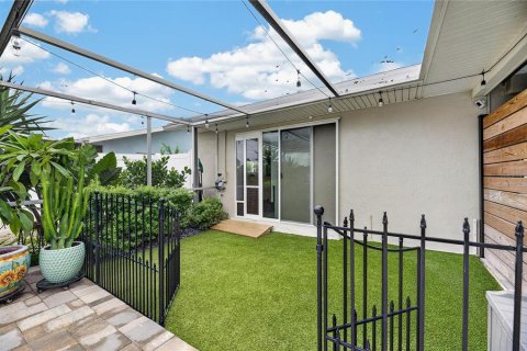 Villa ou maison à vendre à Apollo Beach, Floride: 3 chambres, 140.75 m2 № 2408823 - photo 13