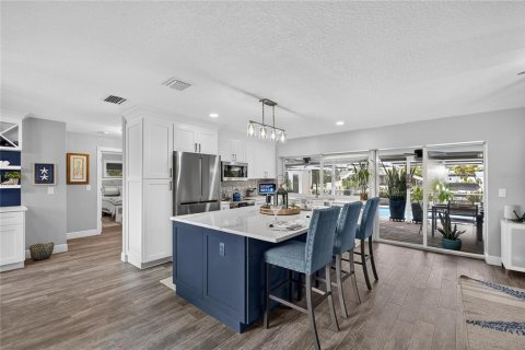 Villa ou maison à vendre à Apollo Beach, Floride: 3 chambres, 140.75 m2 № 2408823 - photo 21