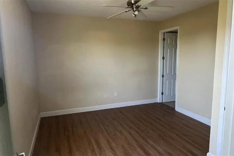 Adosado en alquiler en Kissimmee, Florida, 3 dormitorios, 140.47 m2 № 1827720 - foto 4