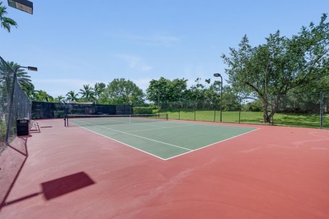 Copropriété à louer à Wellington, Floride: 2 chambres, 130.43 m2 № 1147036 - photo 1