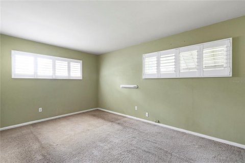 House in Tampa, Florida 4 bedrooms, 198.35 sq.m. № 1846476 - photo 22