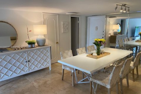 Снять в аренду квартиру в Ки-Бискейн, Флорида 3 спальни, 152.82м2, № 1948390 - фото 6