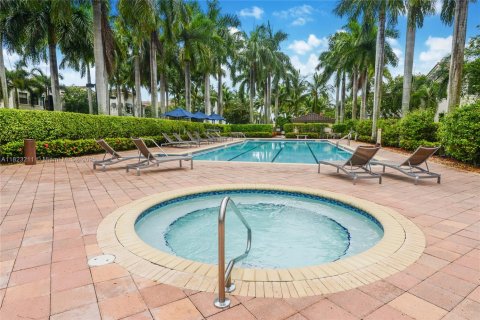 Apartment in Sunrise, Florida 2 bedrooms, 121.61 sq.m. № 1797681 - photo 19