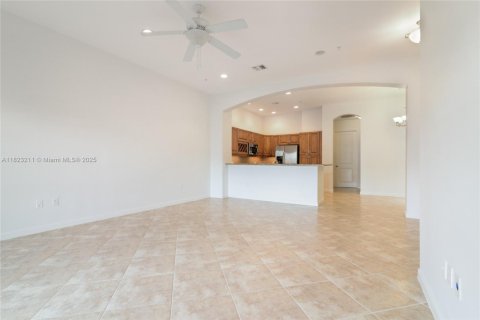 Apartment in Sunrise, Florida 2 bedrooms, 121.61 sq.m. № 1797681 - photo 6