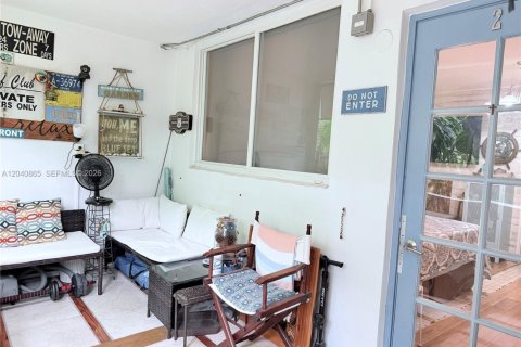 Copropriété à vendre à Bay Harbor Islands, Floride: 1 chambre, 75.25 m2 № 2183823 - photo 21