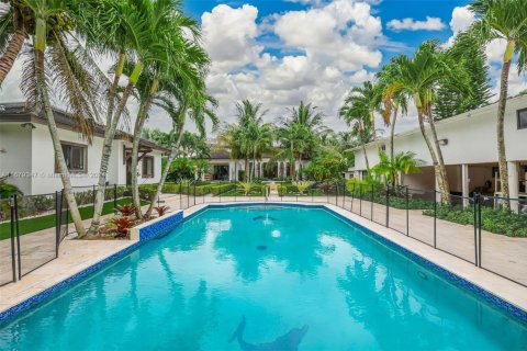 House in Homestead, Florida 6 bedrooms, 516.54 sq.m. № 1754275 - photo 26