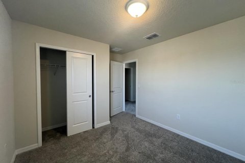 Villa ou maison à louer à Apopka, Floride: 3 chambres, 145.67 m2 № 2296966 - photo 13