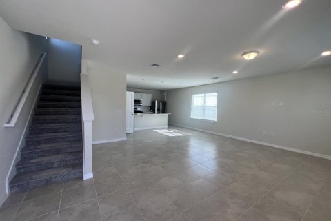 Villa ou maison à louer à Apopka, Floride: 3 chambres, 145.67 m2 № 2296966 - photo 9