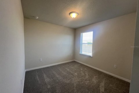 Villa ou maison à louer à Apopka, Floride: 3 chambres, 145.67 m2 № 2296966 - photo 14