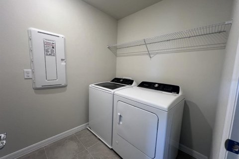Villa ou maison à louer à Apopka, Floride: 3 chambres, 145.67 m2 № 2296966 - photo 22