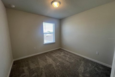 Villa ou maison à louer à Apopka, Floride: 3 chambres, 145.67 m2 № 2296966 - photo 16