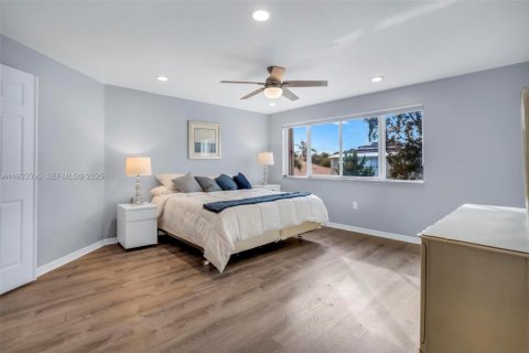 Купить виллу или дом в Пемброк-Пайнс, Флорида 4 спальни, 251.67м2, № 1996506 - фото 20