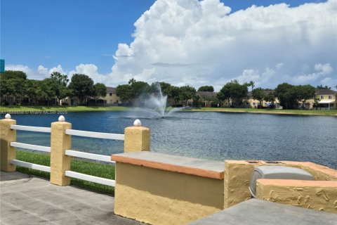 Condo in Homestead, Florida, 3 bedrooms № 1939203 - photo 22