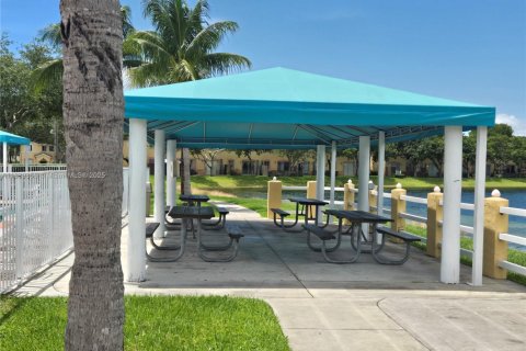 Condo in Homestead, Florida, 3 bedrooms № 1939203 - photo 25