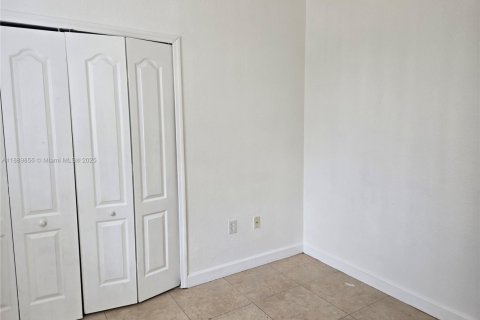 Condo in Homestead, Florida, 3 bedrooms № 1939203 - photo 15