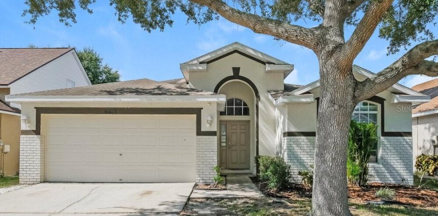 Villa ou maison à Apollo Beach, Floride 4 chambres, 188.96 m2 № 2398477