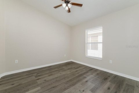 Villa ou maison à louer à Apollo Beach, Floride: 4 chambres, 188.96 m2 № 2398477 - photo 14
