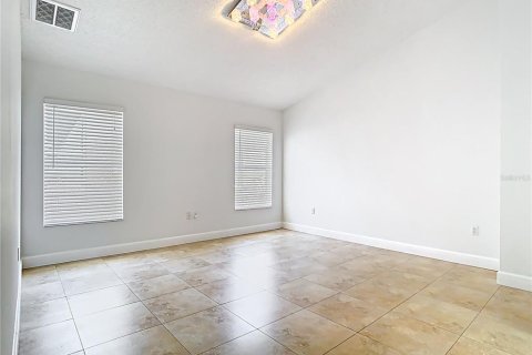 Casa en venta en Winter Springs, Florida, 4 dormitorios, 180.88 m2 № 1680279 - foto 12