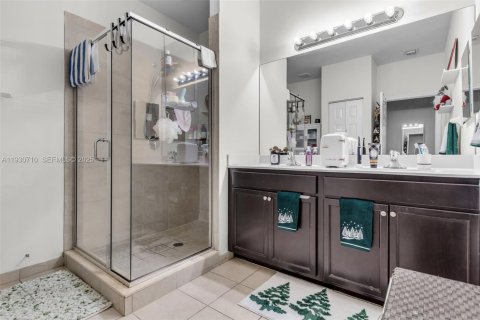 Купить таунхаус в Хомстед, Флорида 3 спальни, 173.73м2, № 2034386 - фото 18