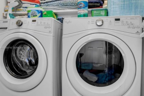 Купить таунхаус в Хомстед, Флорида 3 спальни, 173.73м2, № 2034386 - фото 22