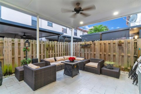 Купить таунхаус в Хомстед, Флорида 3 спальни, 173.73м2, № 2034386 - фото 30